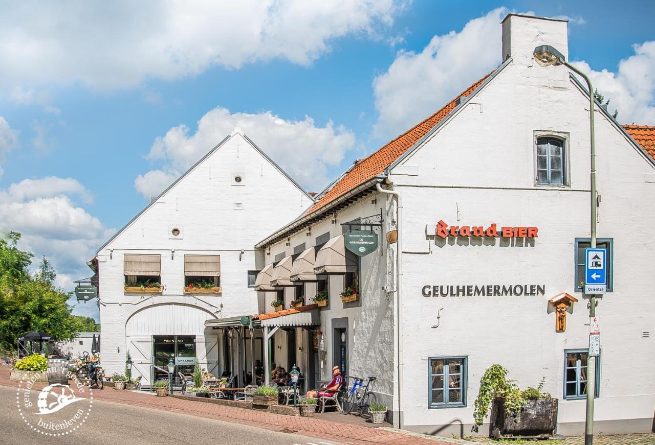 Hotel Herberg De Geulhemermolen Berg en Terblijt Exterior foto